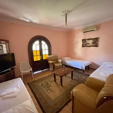 Ak Accommodatie bij particulieren Tirana